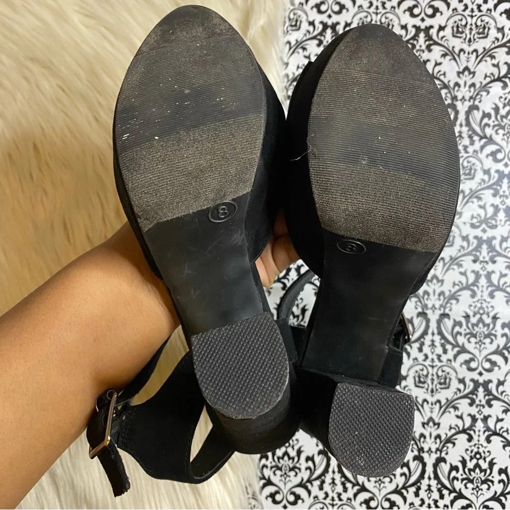 Mossimo : size : 8 : black ‘coco’ suede 5” peep-toe platform sandal pumps heels